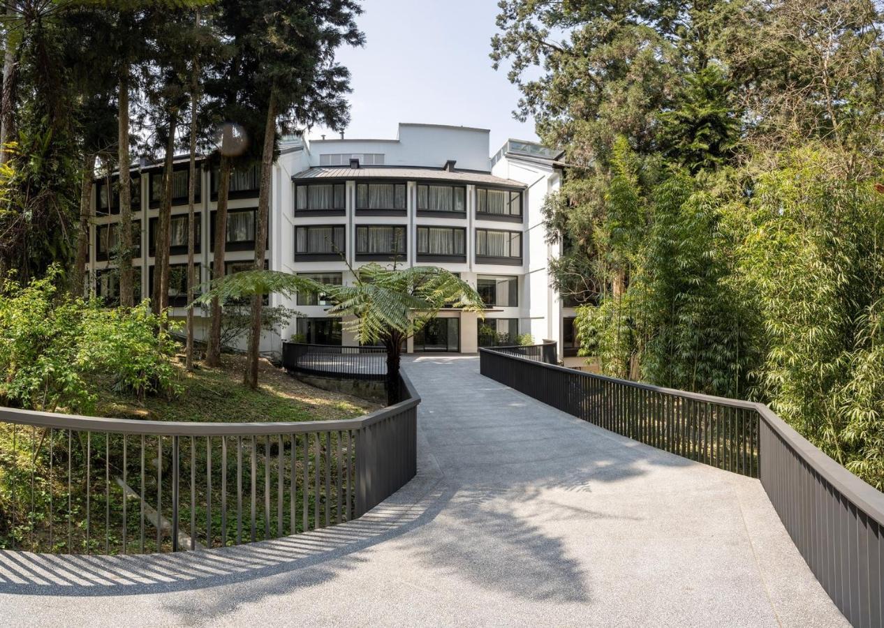 Howard Resort Xitou Lugu Exterior photo