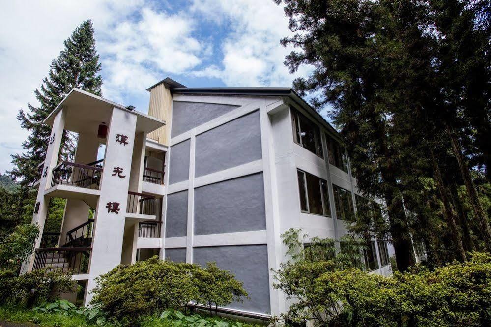 Howard Resort Xitou Lugu Exterior photo