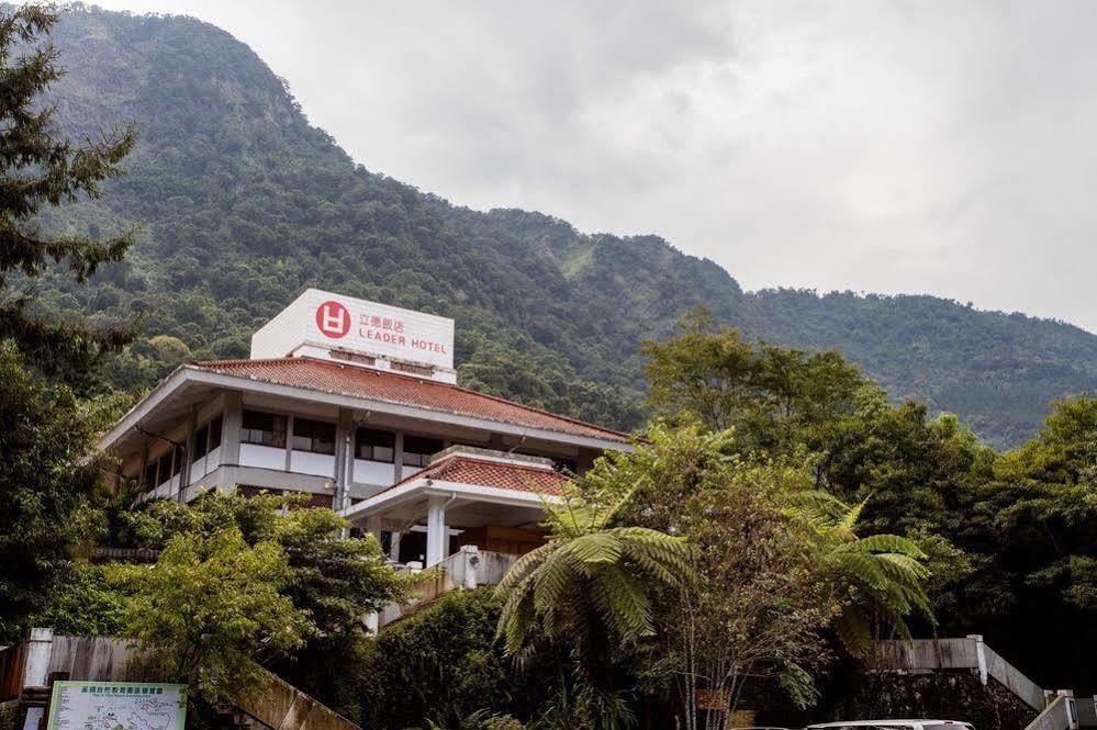 Howard Resort Xitou Lugu Exterior photo